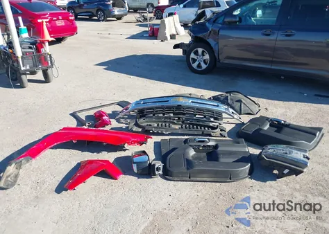 2021 Chevrolet Silverado 1500 2Wd Short Bed Lt from USA, damaged, VIN 3GCPWCET4MG120452